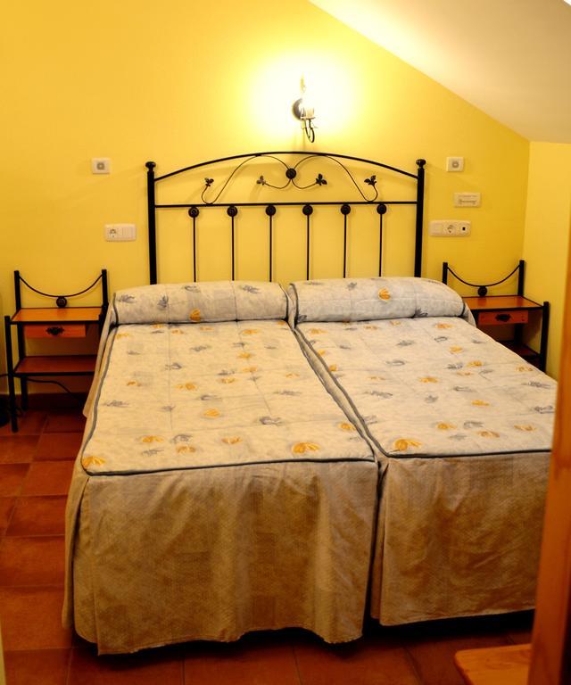 Hospedería El Cantio Orena Habitación foto